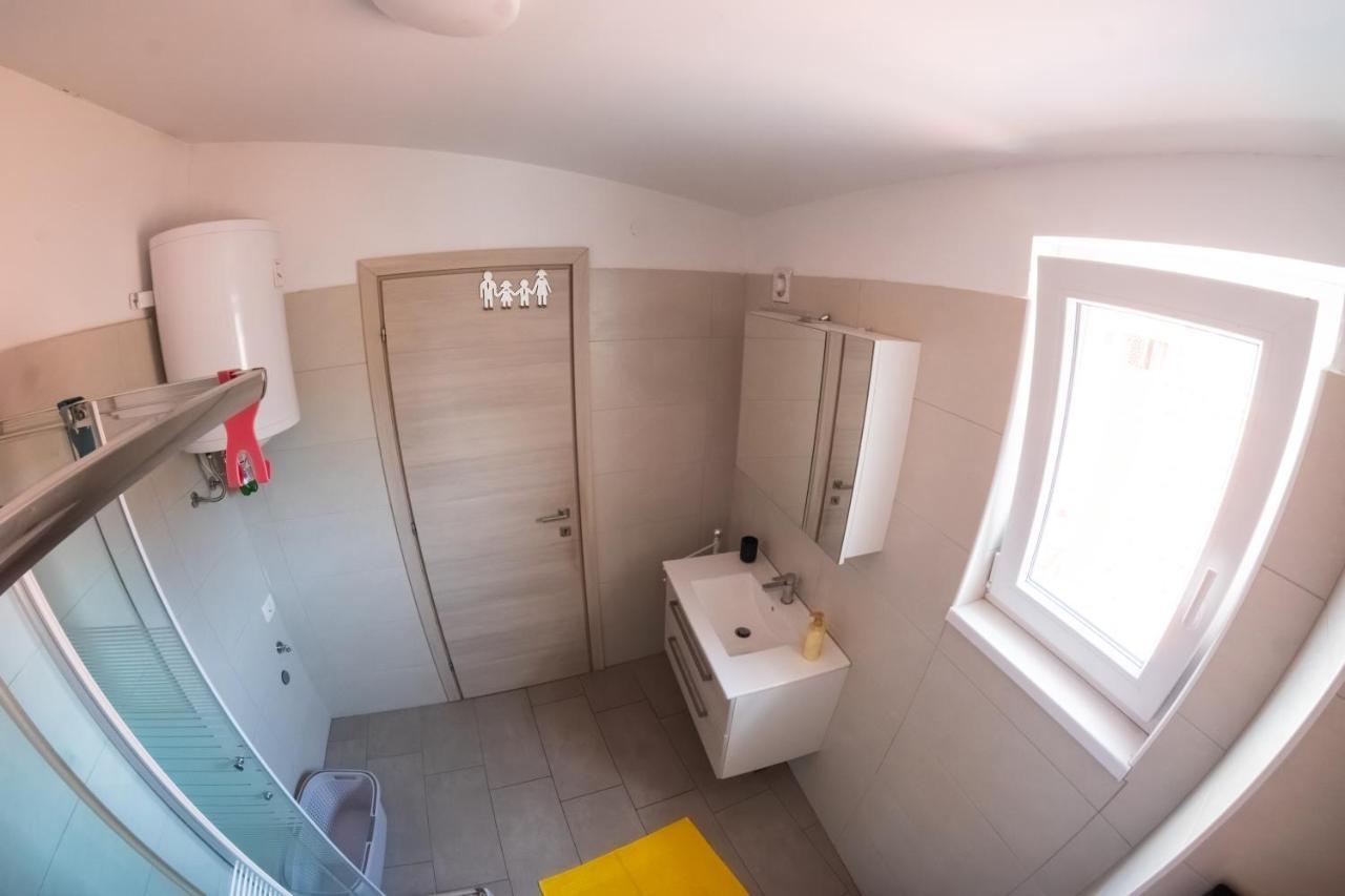 Apartments Time For Sea Копер Екстериор снимка