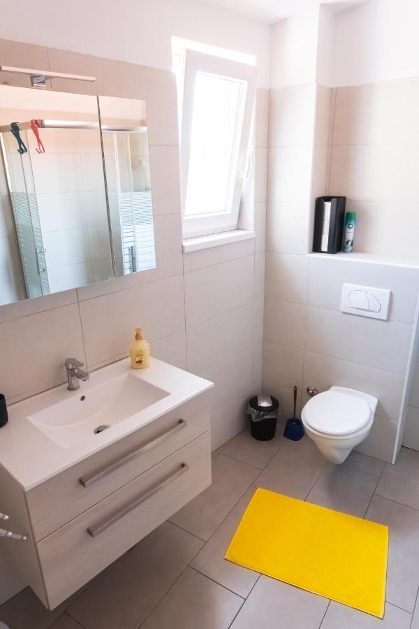 Apartments Time For Sea Копер Екстериор снимка