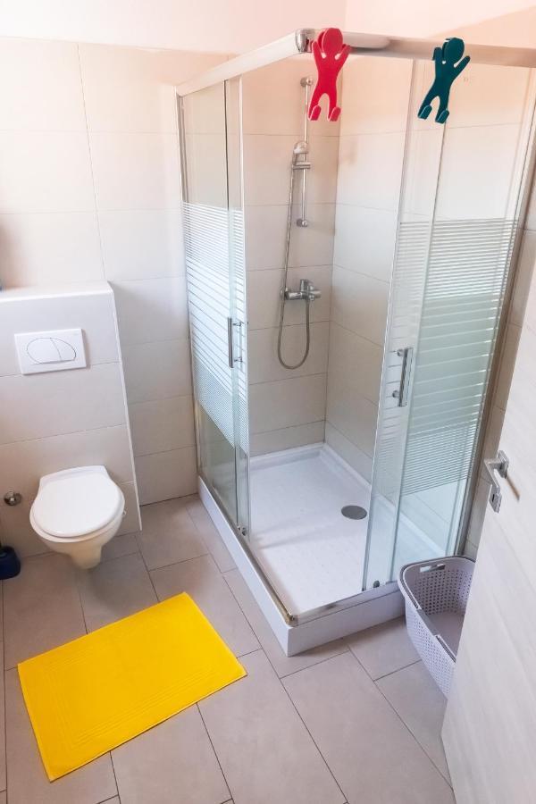 Apartments Time For Sea Копер Екстериор снимка