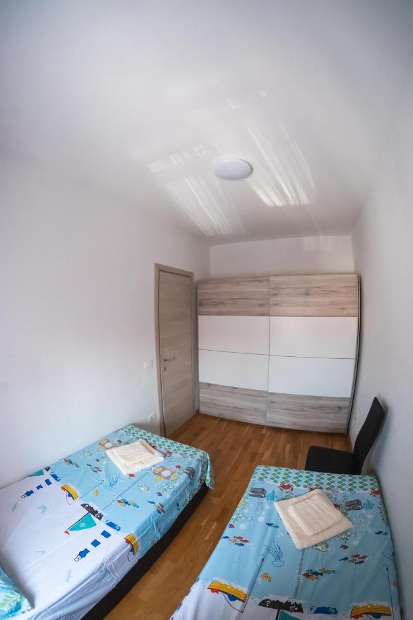 Apartments Time For Sea Копер Екстериор снимка