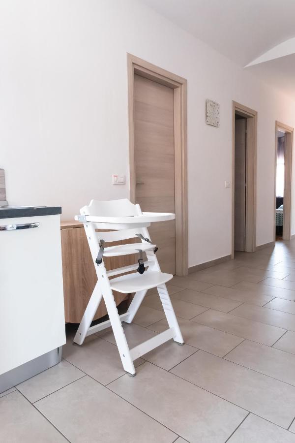 Apartments Time For Sea Копер Екстериор снимка